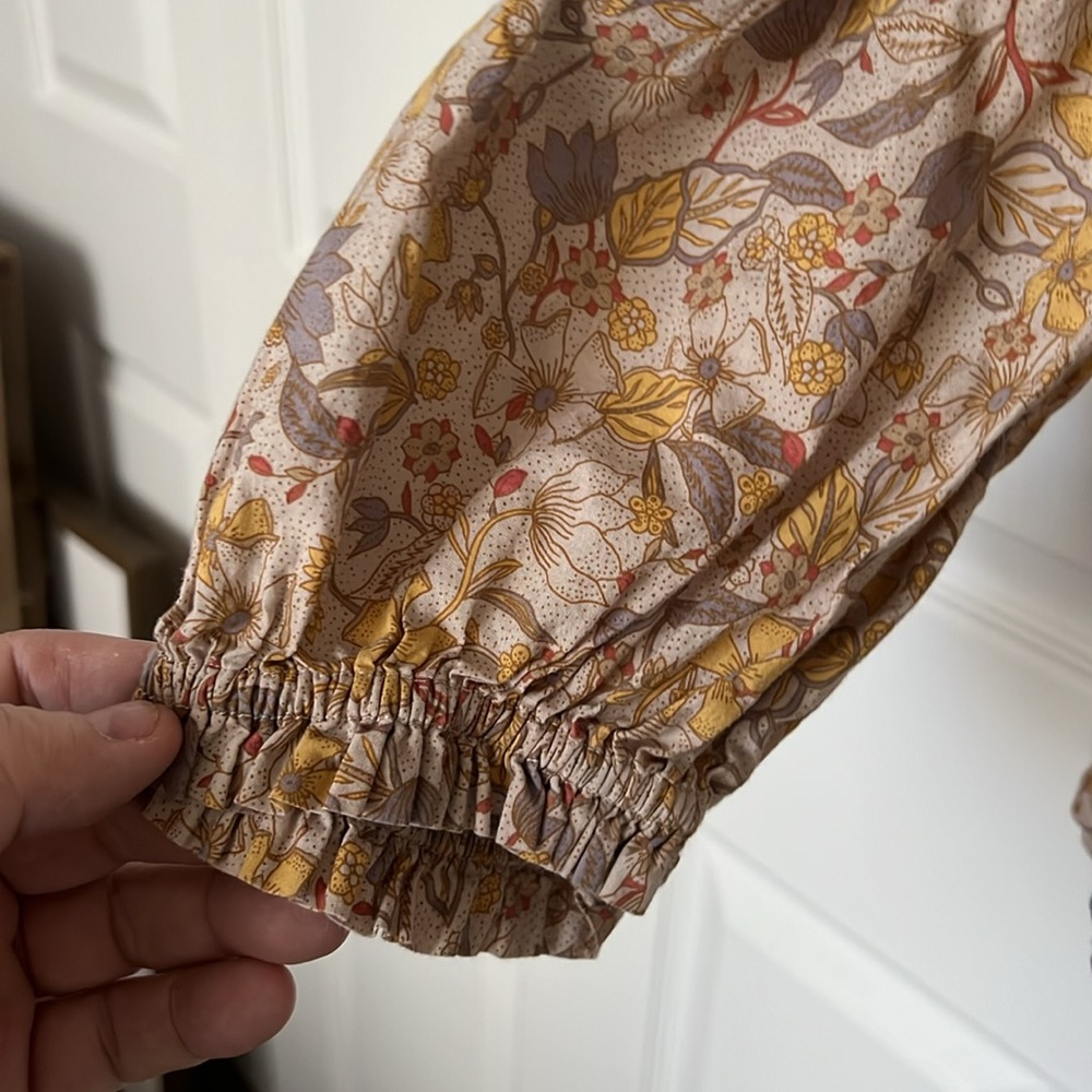 Madewell Floral Ruffle-Sleeve Blouse in Beige, Brown, Taupe - Picture 4 of 5